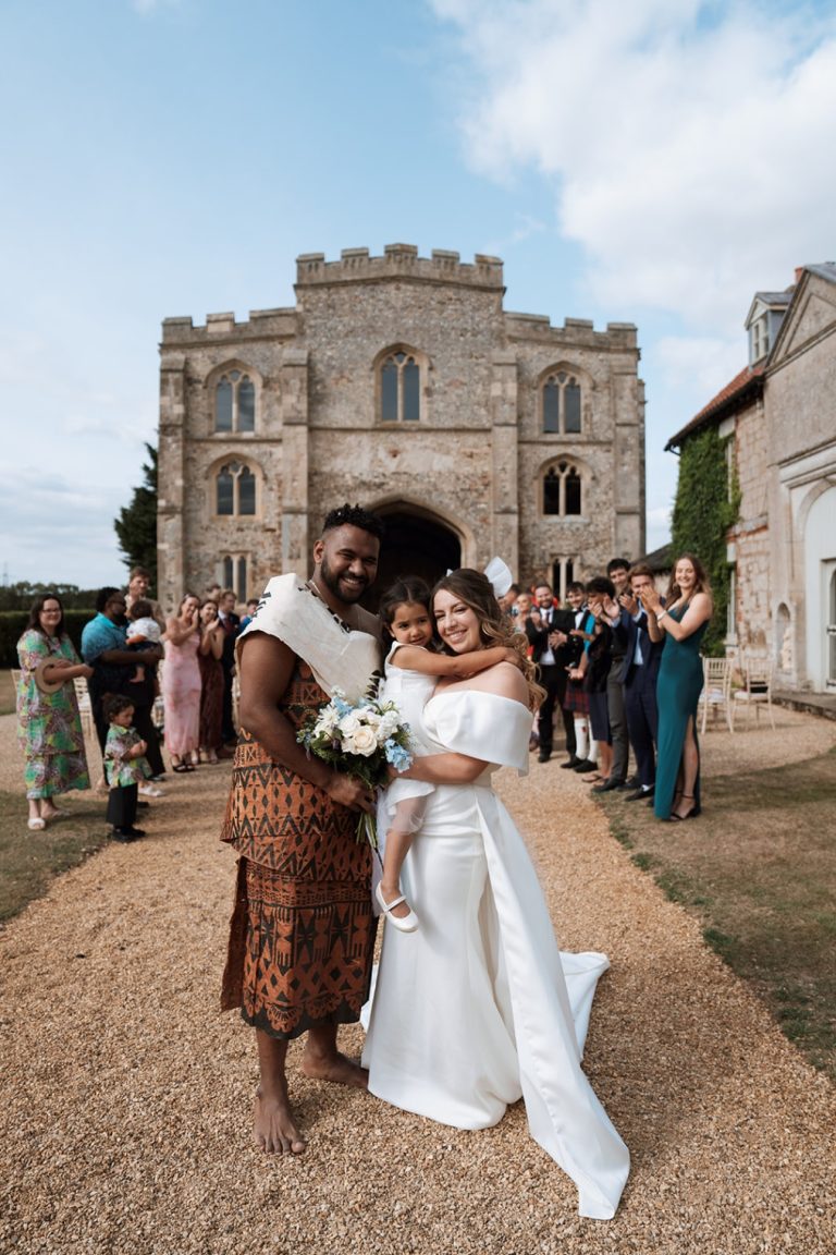 2052d929 68e4 459d 9296 f530615c47a2 768x1152