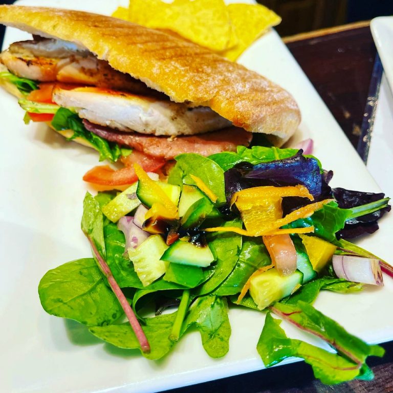 206504663 186975426769594 8677637457316735442 n 20042022092431 768x768