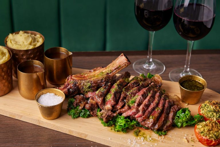 20oz tomahawk steak 9  25072024023859 scaled 768x514