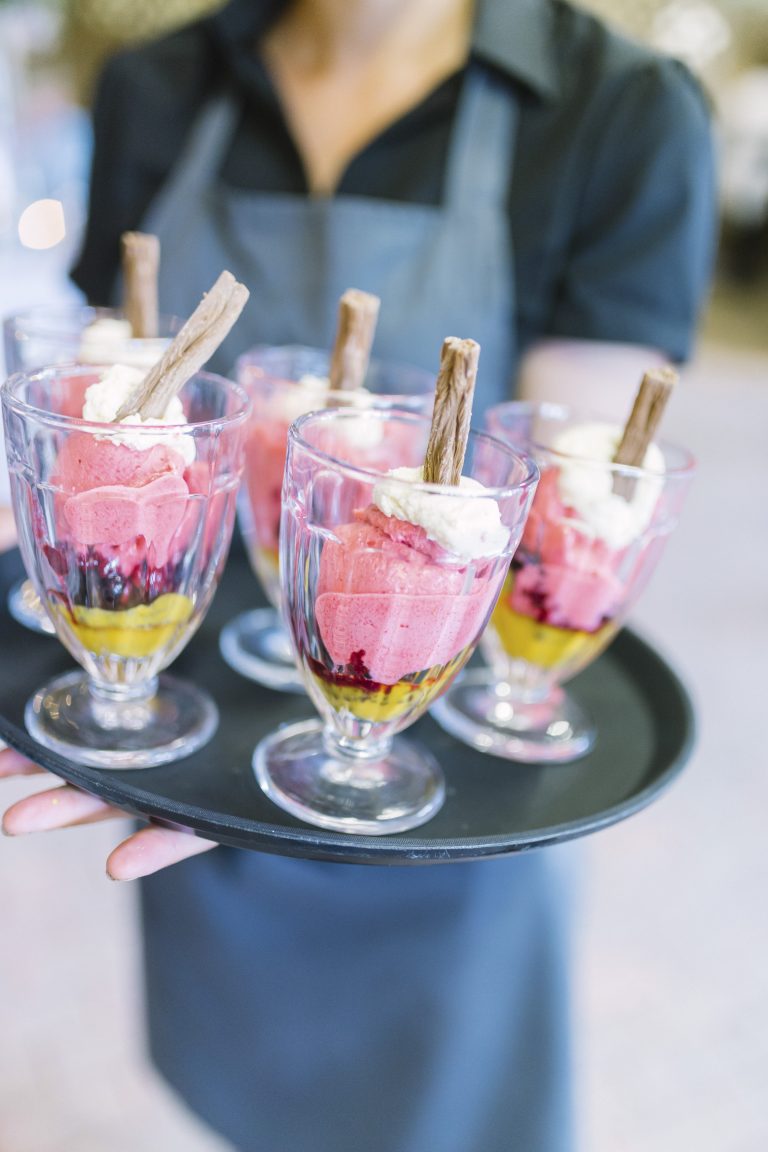 253faf05 538b 43b0 88df da9e4f872020 C C422 768x1152