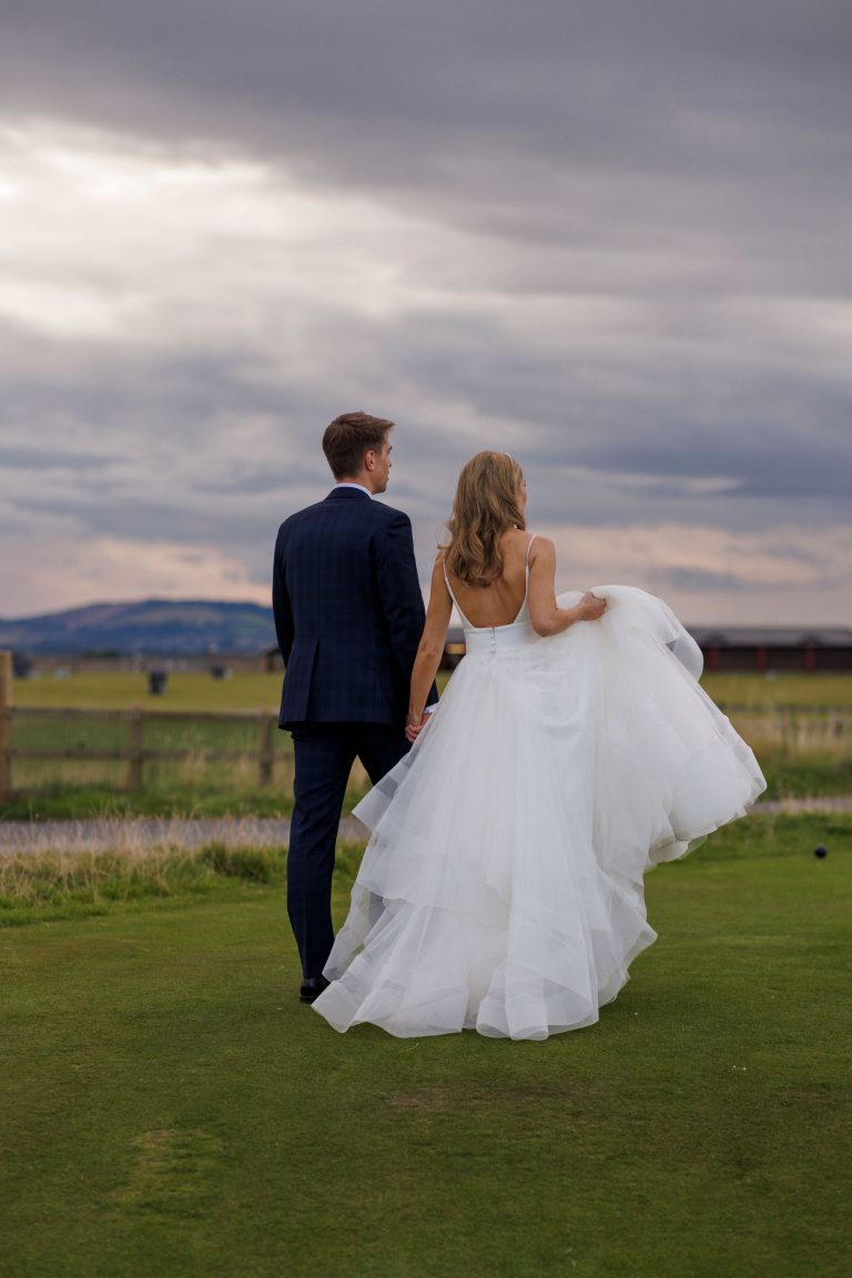 260823R 0621 768x1152