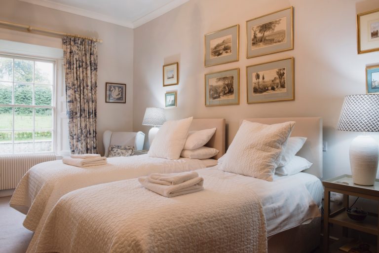 2f6bb716 f415 42d1 b5b3 1e7e8a381edb 768x513