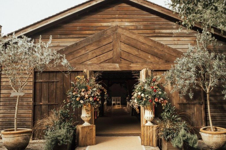 3.BirchesEntrance 768x512