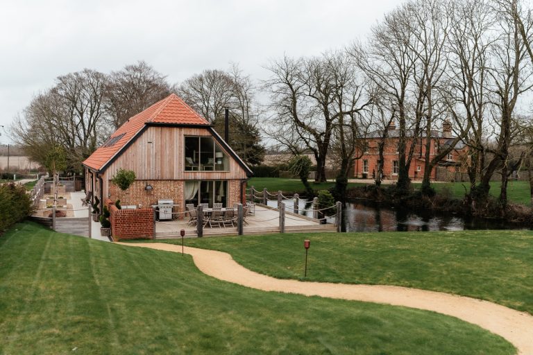 30abb1c3 226a 488f 90a6 b298afa5f20f 768x512