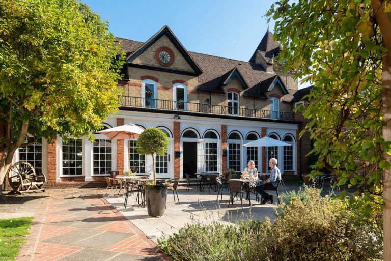 32d85ae350519f1a89813572bc05a128 768x513