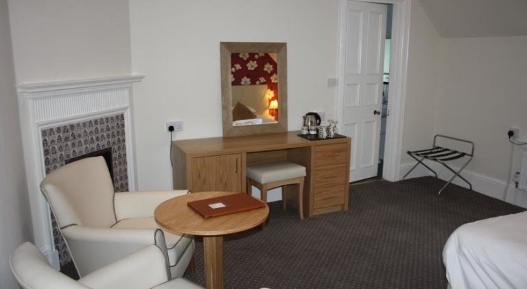 33722099 eaihfh 768x421