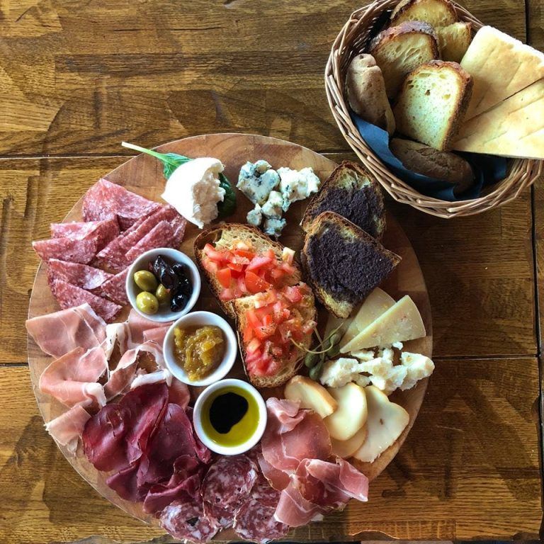 35433392 1077496325737661 1174263265820147712 n 09072019103430 1 768x768