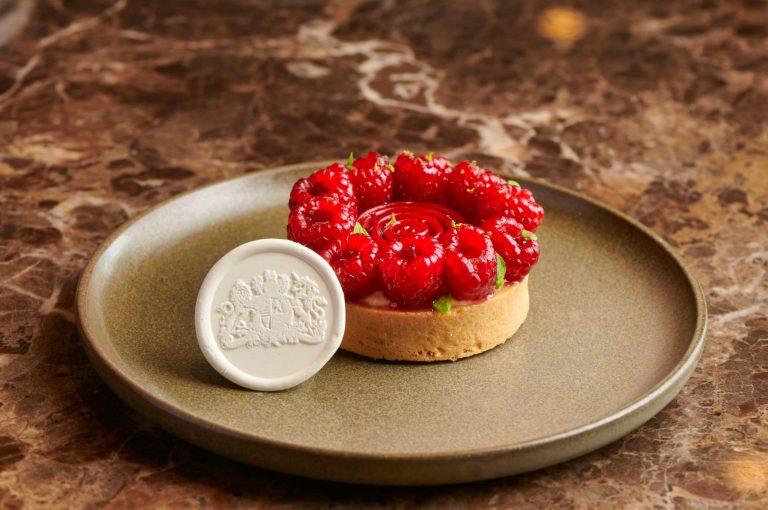 3949c964 f19e 40fa 81c0 99b9c8a1bfb5 raspberry and lime tart 13092022032249 768x510