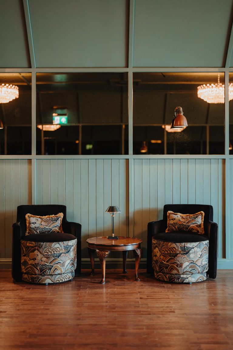 3ff93a6d 8e84 4808 8743 558327f44e98 768x1152