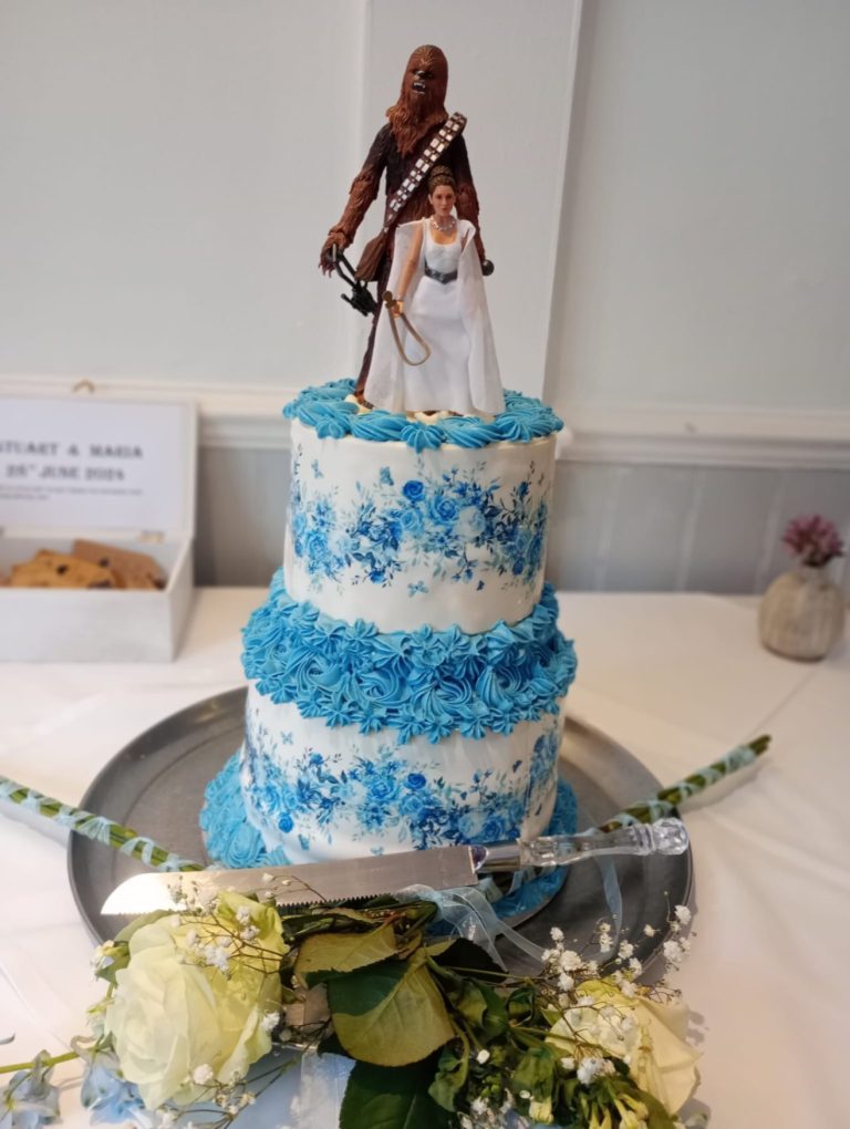 40fce094 2e57 480c 9cba a4f7ecba2799 768x1020