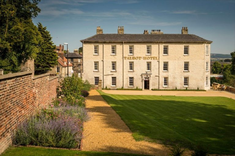 421881 450963401643593 1390470658 n nwiile 768x511