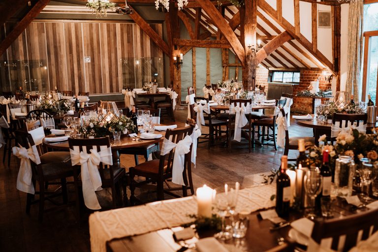 426 KentWeddingatTheMoatWrotham NicolaDawsonPhotography 768x512