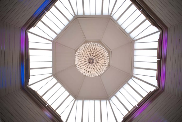 42e83499 0165 44ca 9173 5a598df25aa3 Chandalier 2 768x513