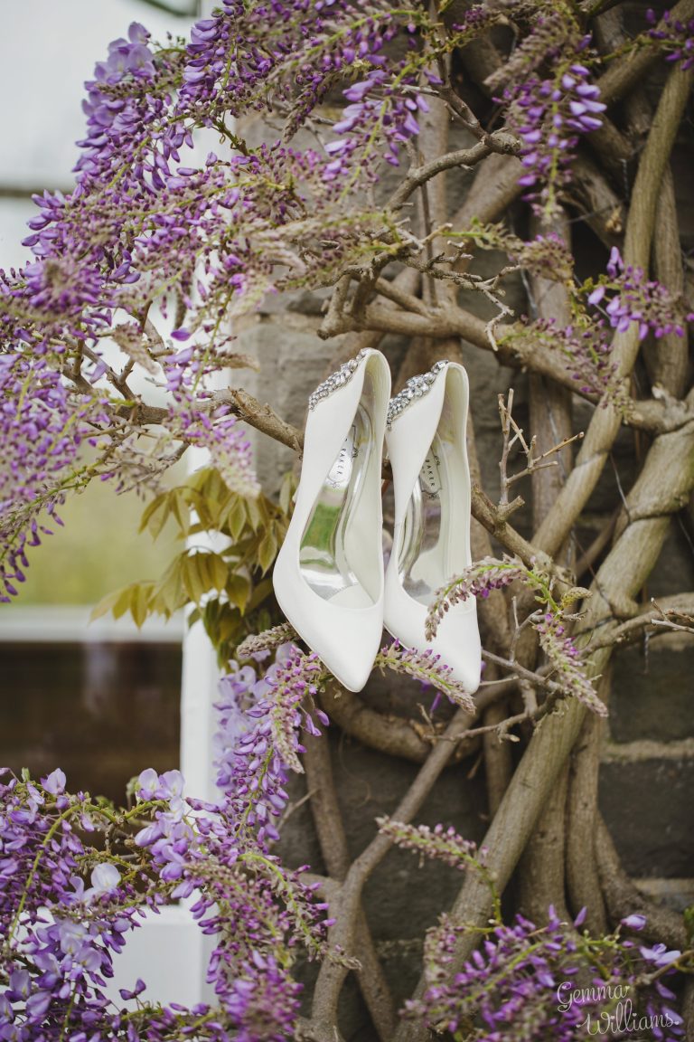 432999a7 0a32 4cd0 a42e 894227b0e73e shoes in wisteria 768x1152