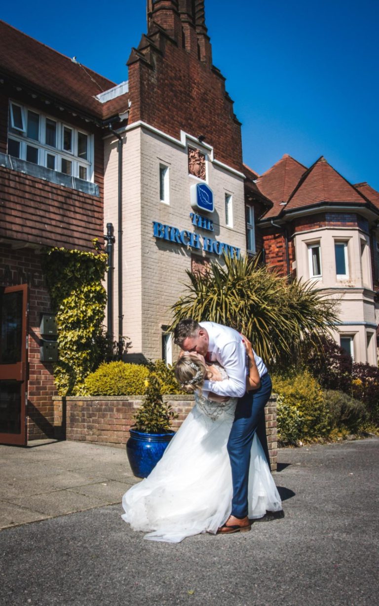 43765fdb 5865 45bb a9de 56c1275f9096 768x1228