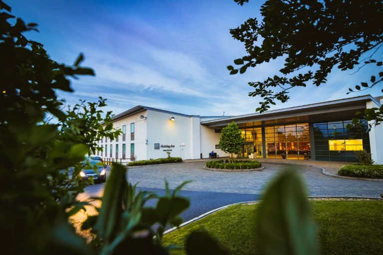 43c2b3a0 6ccc 4809 aa26 3c9d7a50de4b 768x512