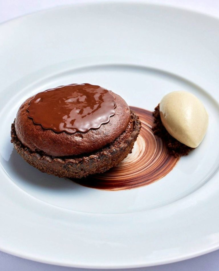 448330254 1741991492996251 8902611713906196420 n 12092024020003 768x949