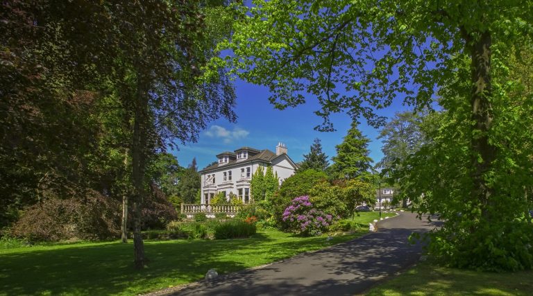 4b839856 5559 4abd b406 c1732874edd3 1 768x427