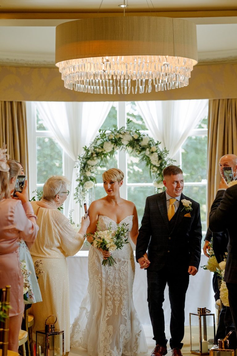 4c4d981c 6eee 42cf aab2 b063096b51e7 768x1152