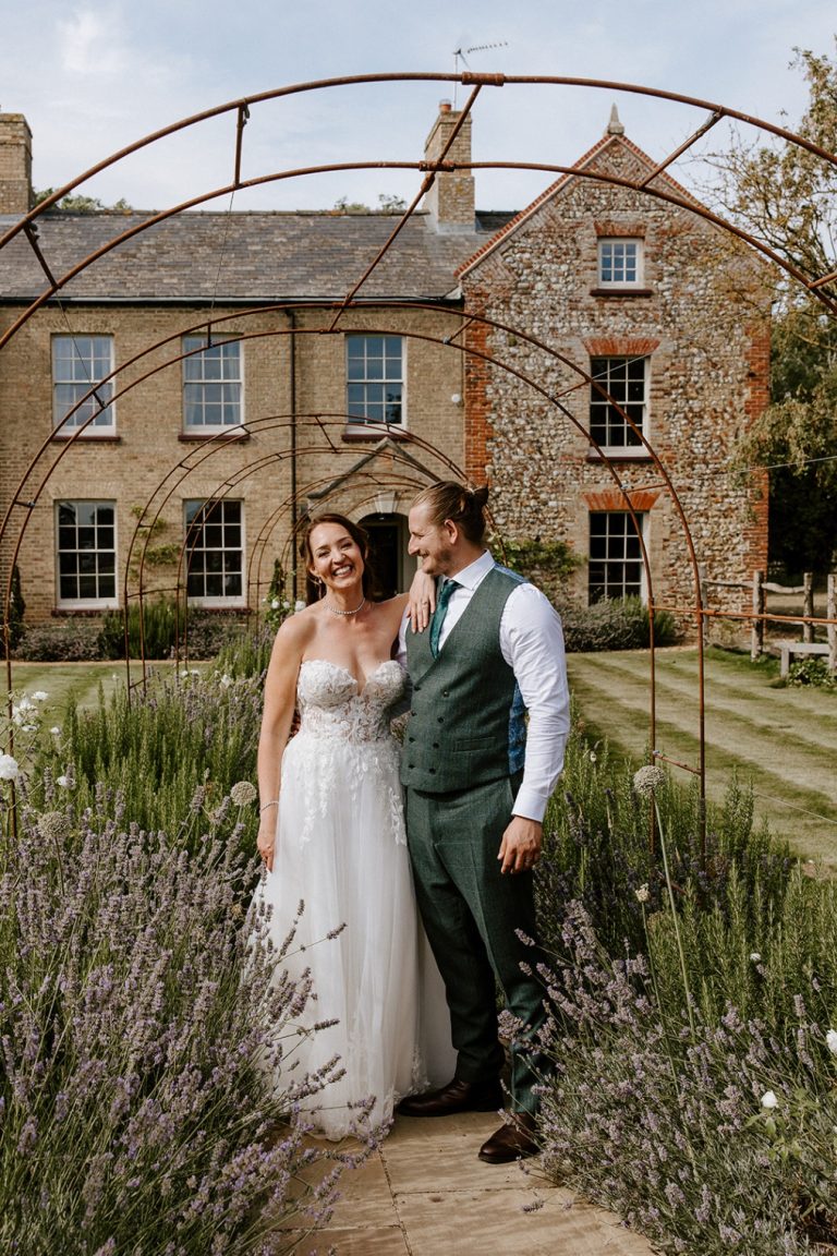 4d88e221 845d 45a6 8a45 f57e81441762 768x1152