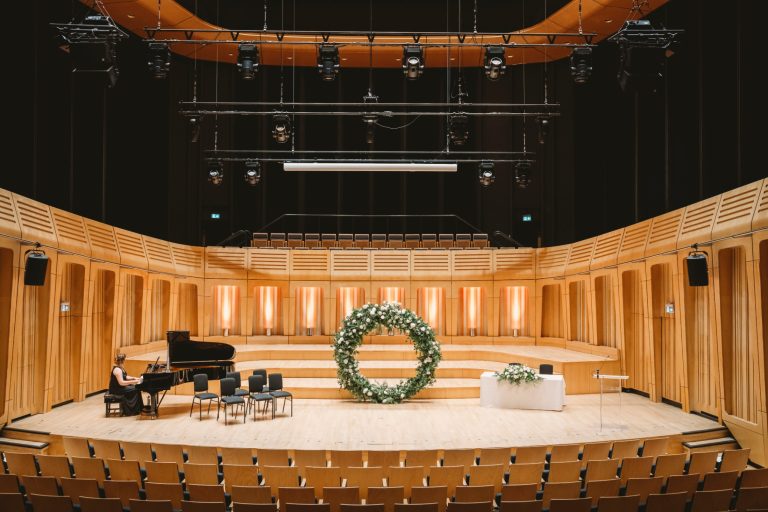 4e06b9f0 d472 4a1b 84b4 20f6831e27d6 768x512