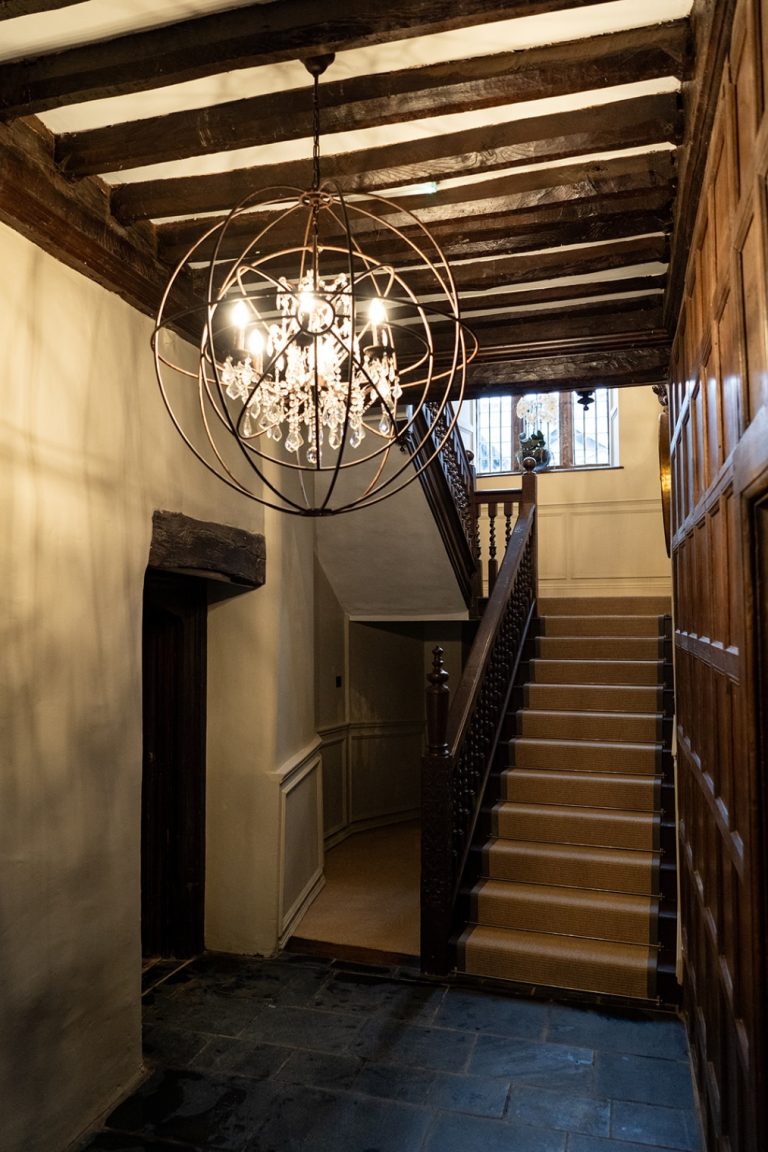 4fef194f 0d24 4a5a 8b6c 455029241ae8 768x1152