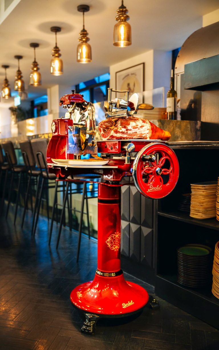 5 1 29082024041153 768x1226