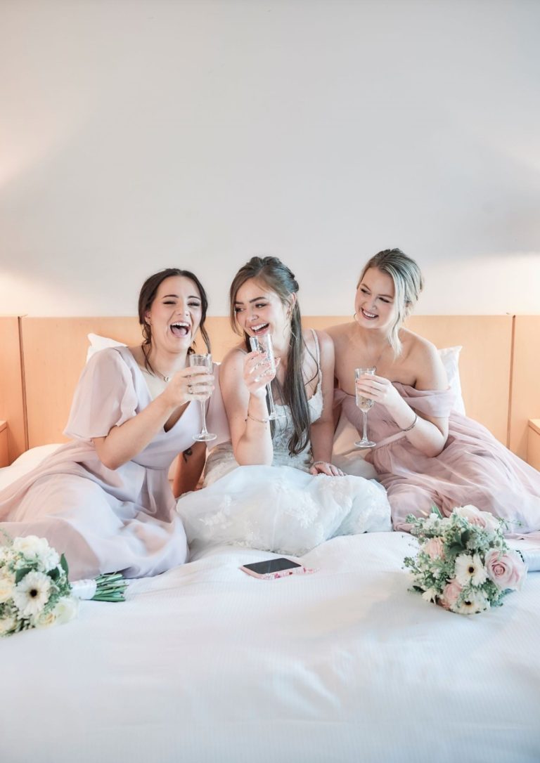 50b9a4a5 efb3 4571 a104 71e103daed90 768x1086