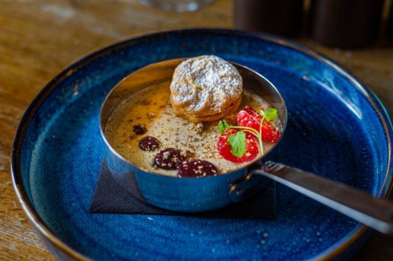 52752453 5961 4aaa 9f65 74995a39eabd 768x511