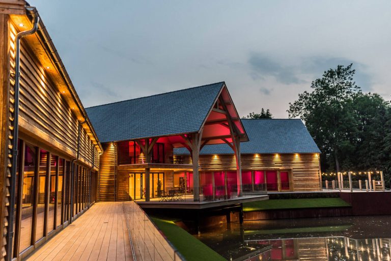 556801fe 5ab4 4e5c 83ac ba9a3ecab821 13 Night at The Mill Barns Samantha Pommells 768x513