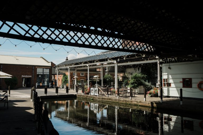 579e57d6 9055 46b8 ac73 597d778062da 768x512