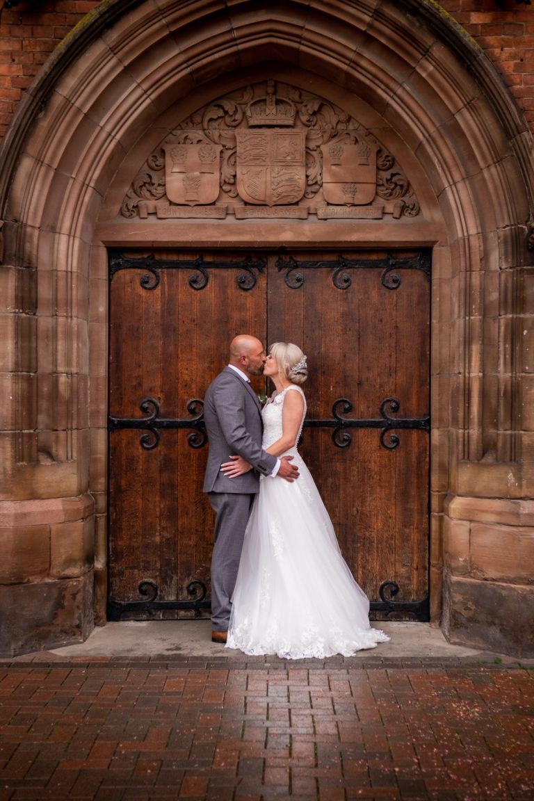 5c542d1f 0aeb 4607 8512 846cc8ab0c16 768x1152