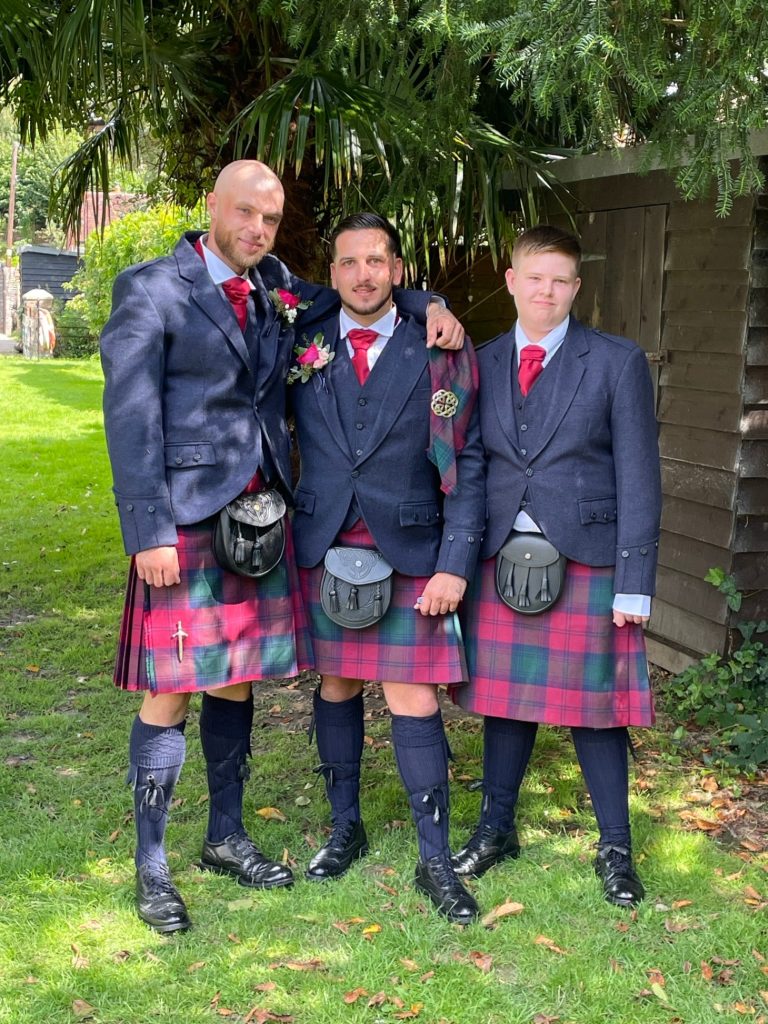 5f6b773e f9b1 480a af7a c5ecfc5de169 768x1024