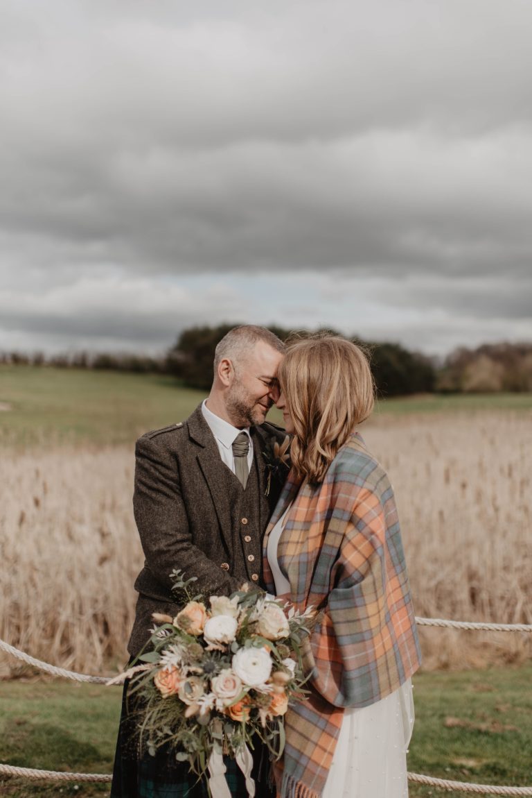 6.AliJenny 42 768x1150