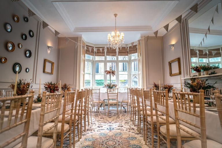 6.DiningRoomHighRes9 768x512