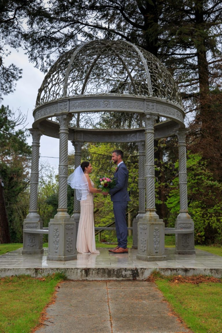 618248dd b494 4297 bffe d572c5072508 768x1152