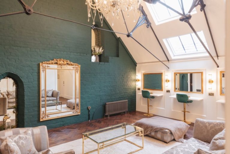 61ed374f b1ee 4207 b19b 391abe23bc19 768x516