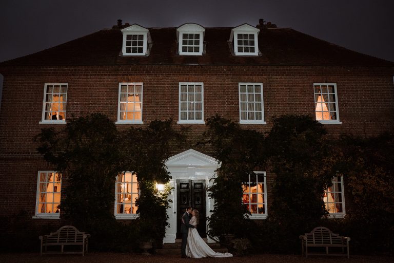 673 KentWeddingatSpriversMansion MarkMarie NicolaDawsonPhotography 768x512