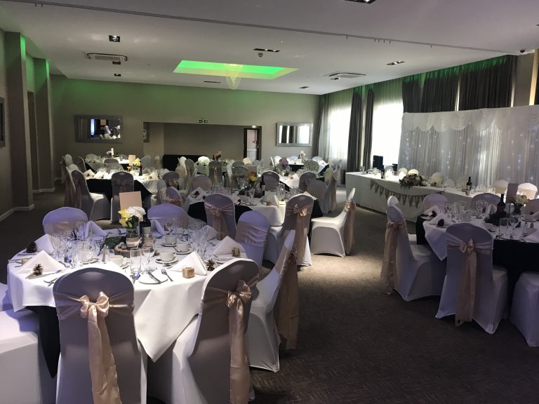 673c8d67 26e9 4375 9210 9b756a891ab4 Courtyard Wedding Breakfast Oct 17 768x576