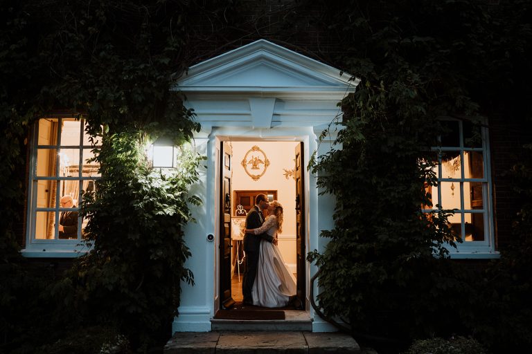 674 KentWeddingatSpriversMansion MarkMarie NicolaDawsonPhotography 768x512