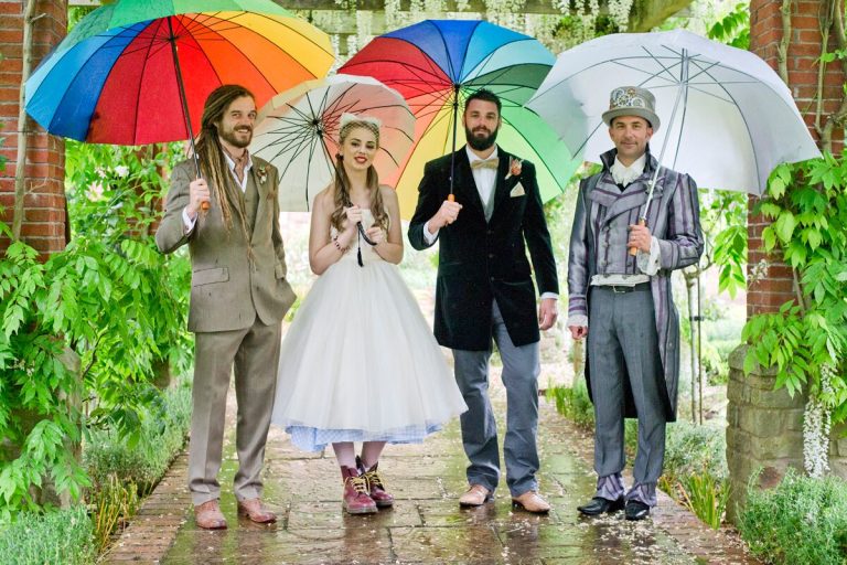 674b0e53 d7cf 4c39 abe3 0a3219f30f2d group shot8 768x512