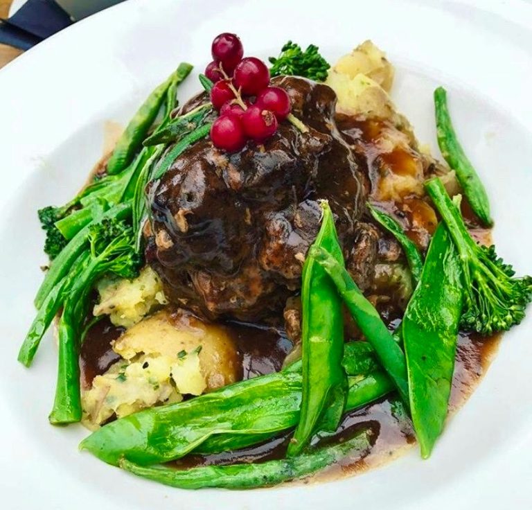 67905288 2259686117483334 1405419814440140800 n 28022022071801 768x736