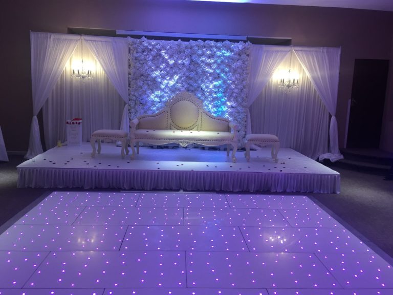 69170ca2 ec9a 4ef4 948e 96f0fe8f6433 Courtyard Asian Wedding 2  768x576