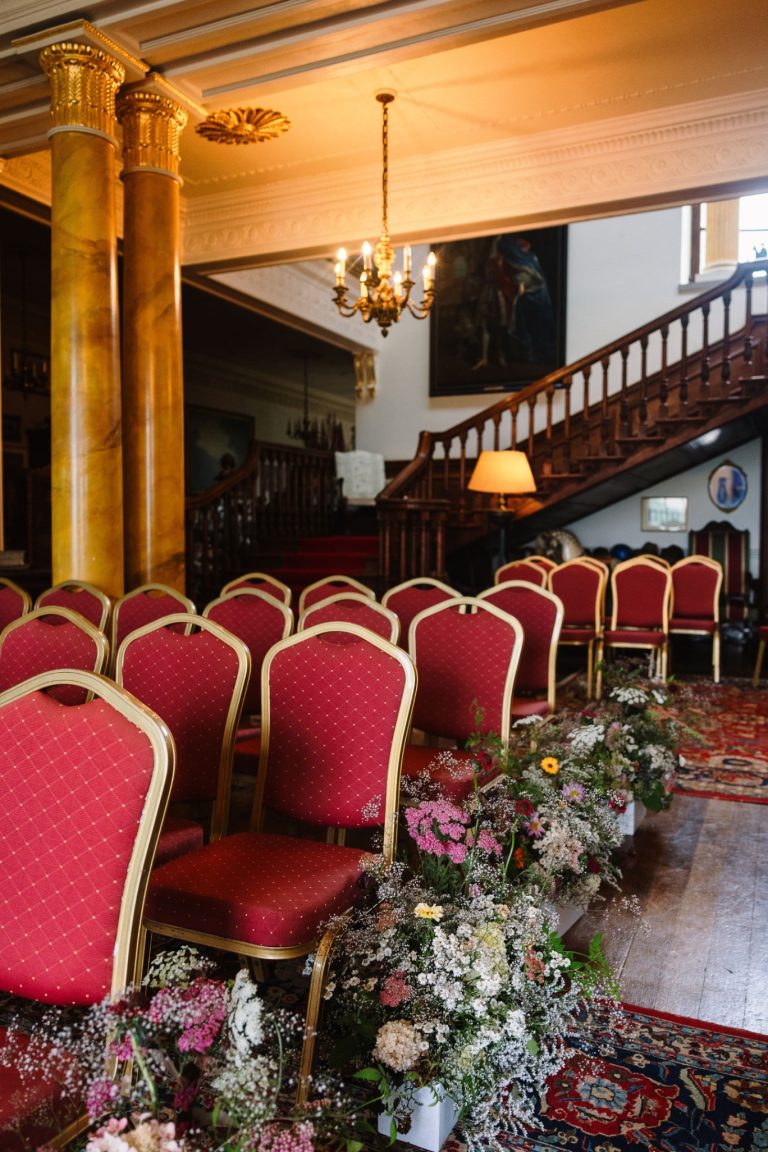 6e102607 0146 4911 9b0e d3e19d60b839 768x1152