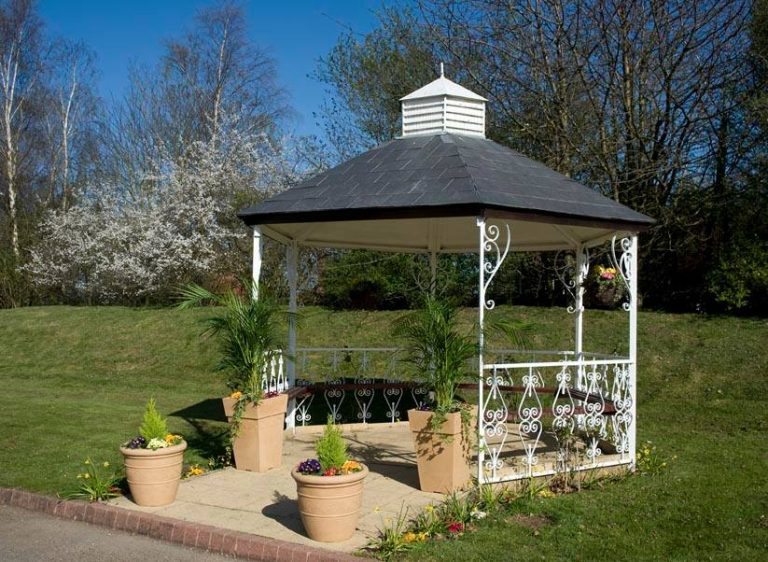 705e27f7 24b9 4d14 b09a 2f4c9e47416b 10518635 1032996920063885 8572142456517528835 n 768x562