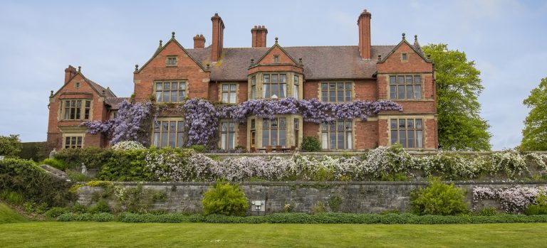 732a2a60 b6b2 4d7b b11b 0d2a94fb3884 768x349