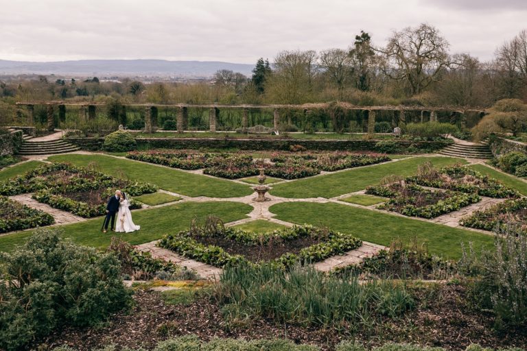 74b93c6f 9b16 4acd 8438 895c9da708b6 768x512