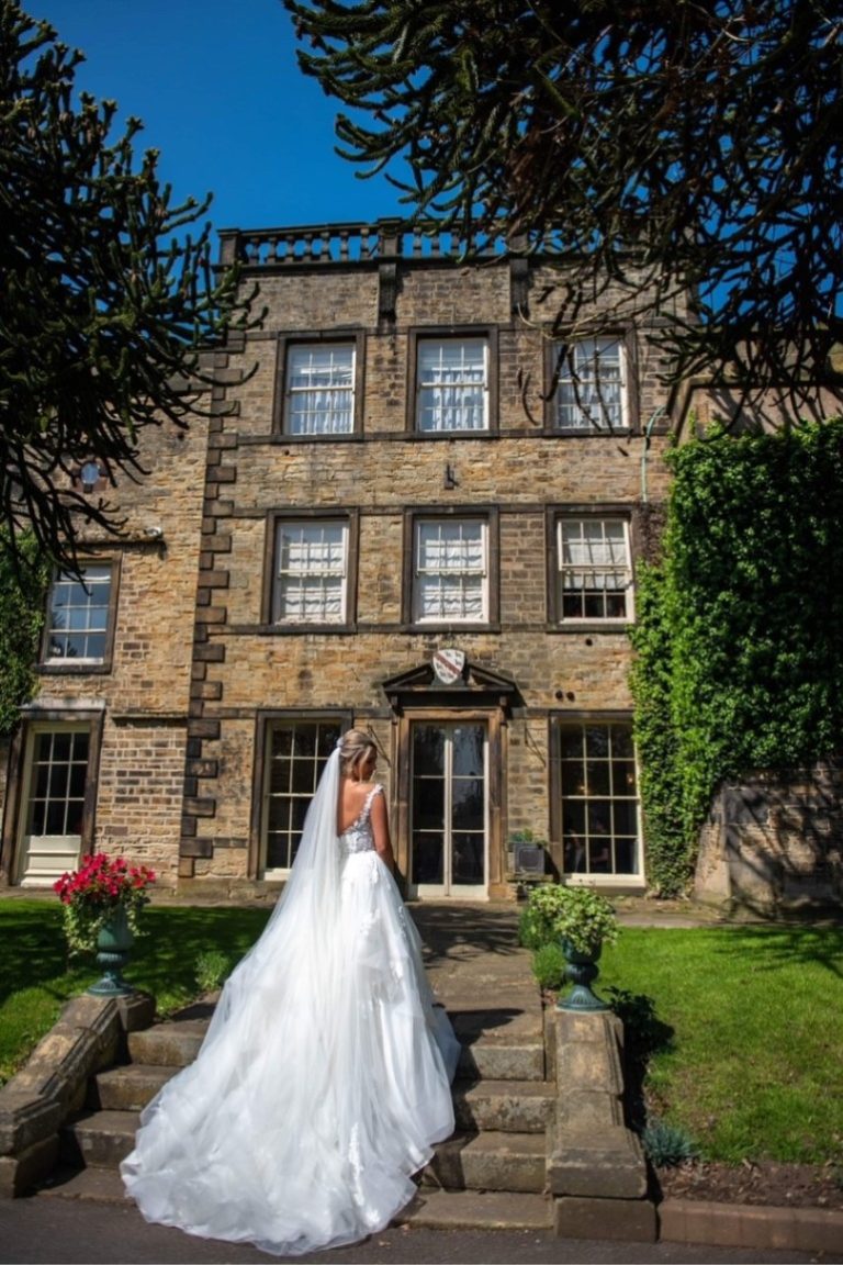 77038e0b f548 4f61 bc55 d79c074ad4be 768x1152