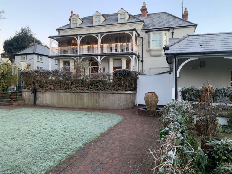 778f44f3 8408 46eb ba67 fdb7f1d84999 768x576