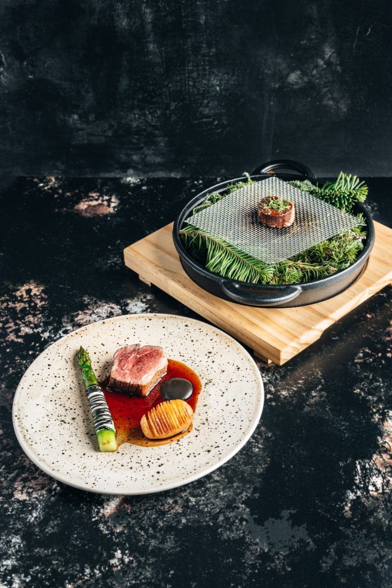 7a2fcf29 0d00 41ff bf9a 28aafff80b75 768x1152